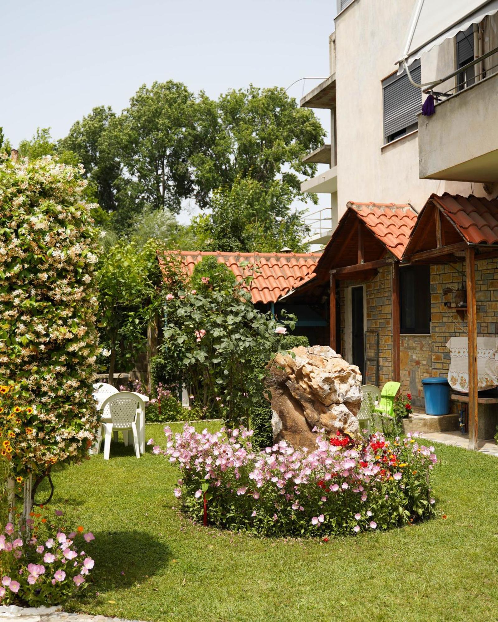 Vila Aliaj Luxury Apartment With 2 Rooms With Private Wonderful Terrace Durrës 外观 照片