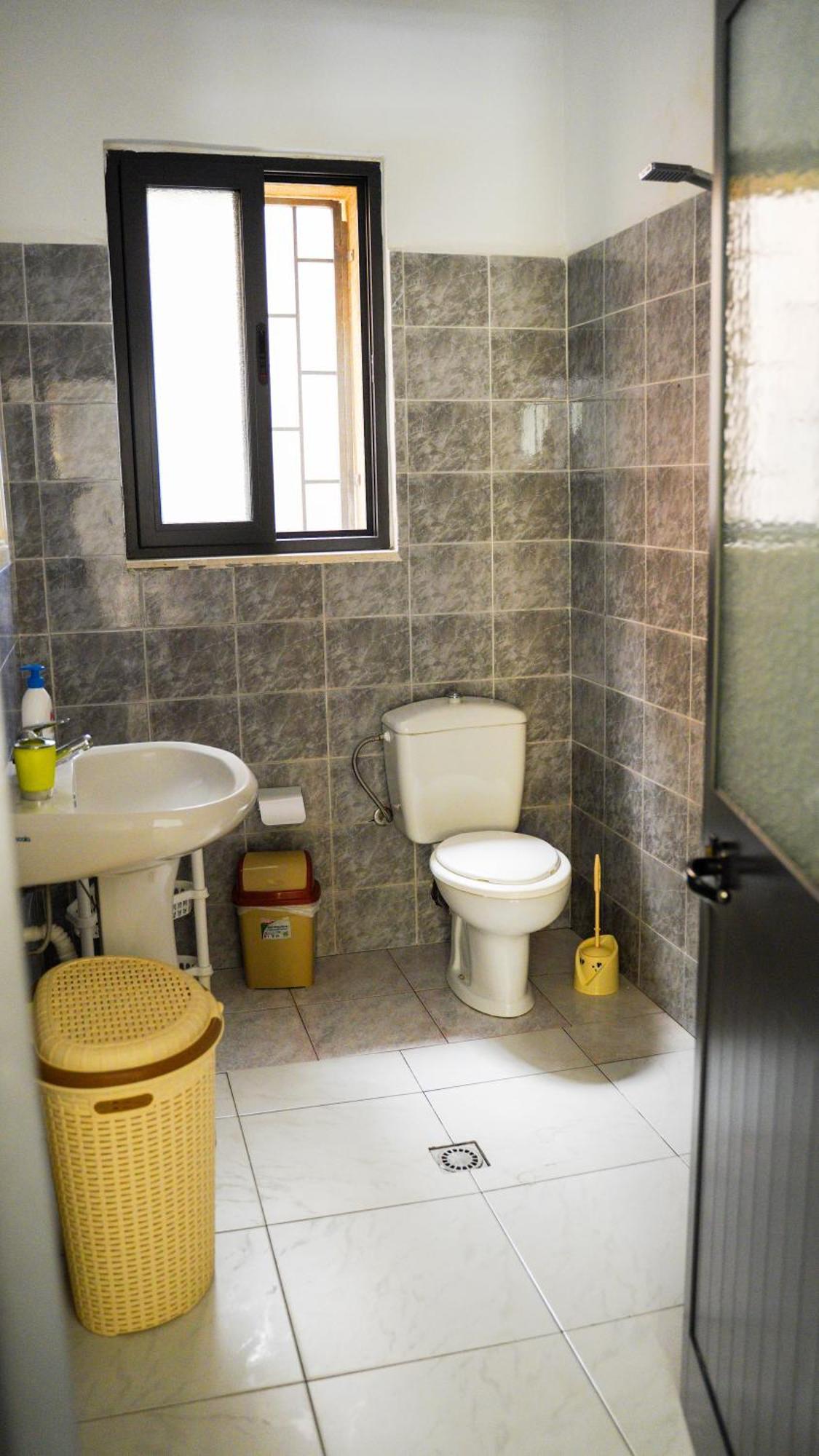 Vila Aliaj Luxury Apartment With 2 Rooms With Private Wonderful Terrace Durrës 外观 照片